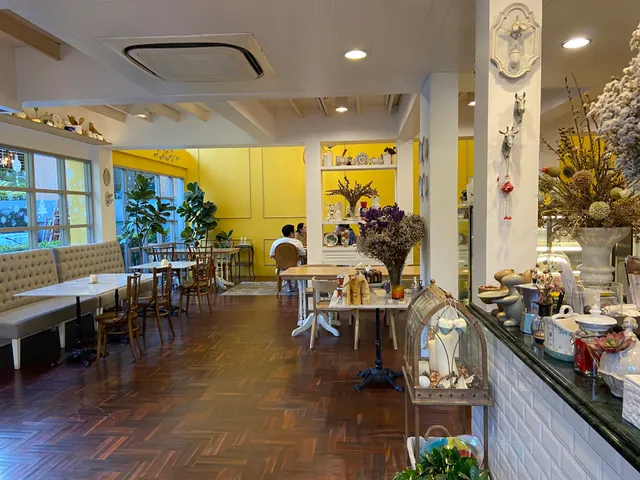 Jarn Kub Kao Restaurant Vibhavadi 20