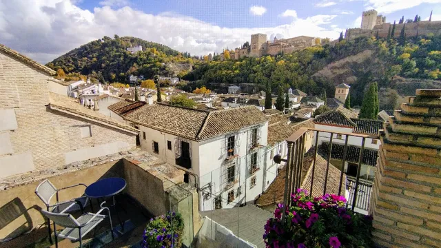 Apartments Turisticos Alhambra - WEB OFICIAL