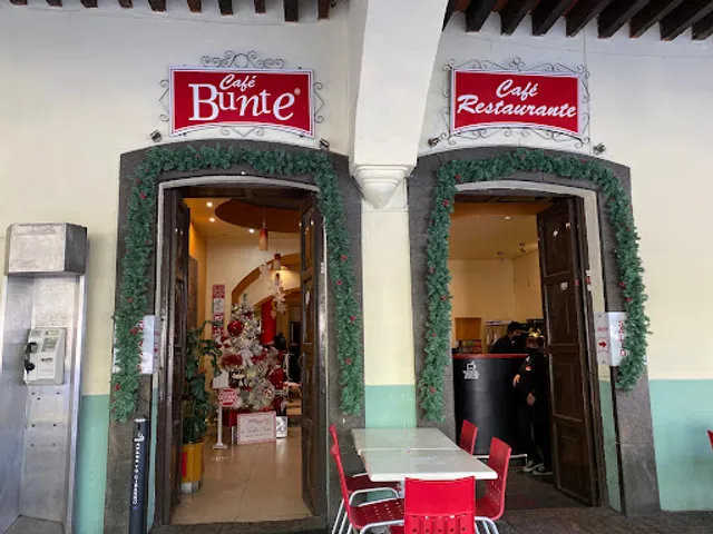 Café Bunte Portales