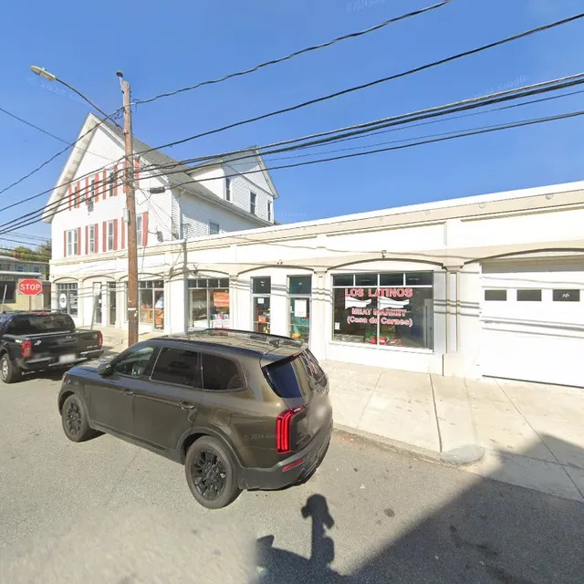 Los Latinos Meat Market