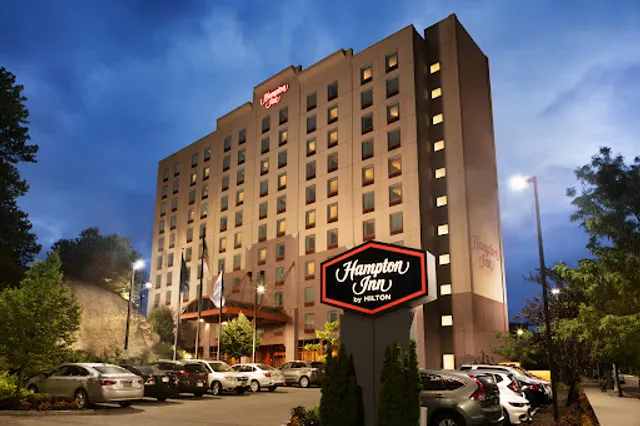 Hampton Inn New York - LaGuardia Airport