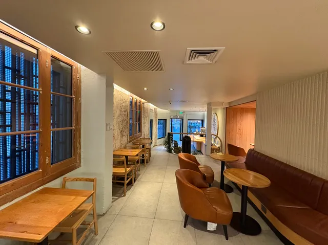 Starbucks Coffee Barrio República