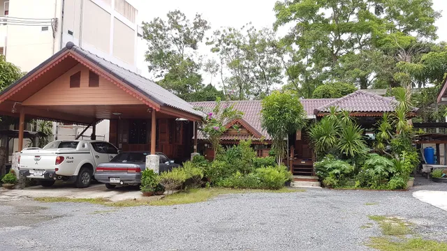 Ratchaphruek Resort Hotel