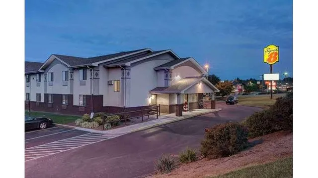 Super 8 by Wyndham Christiansburg/Blacksburg Area