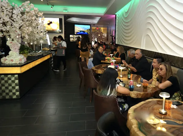 Locura 305 - Peruvian Cuisine