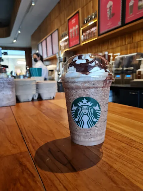 Starbucks Pakuwon SuperMall