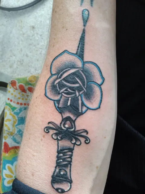 Dandy Walrus Electric Tattoo