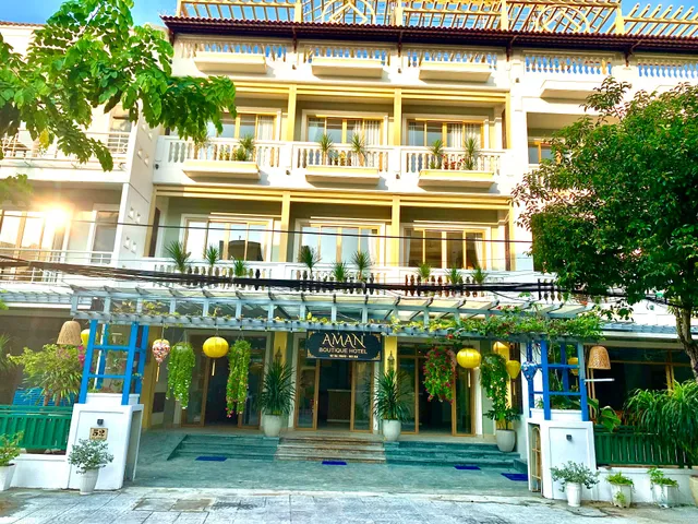 Aman Boutique Hotel