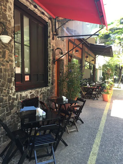 Pracinha - Restaurante e Bar