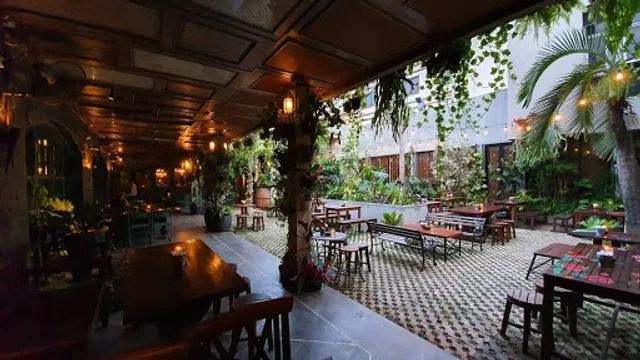 Shamrock - Kitchen & Bar