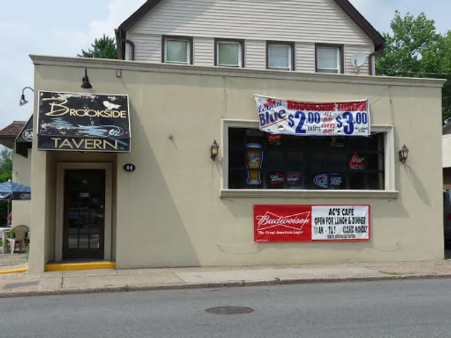 Brookside Tavern