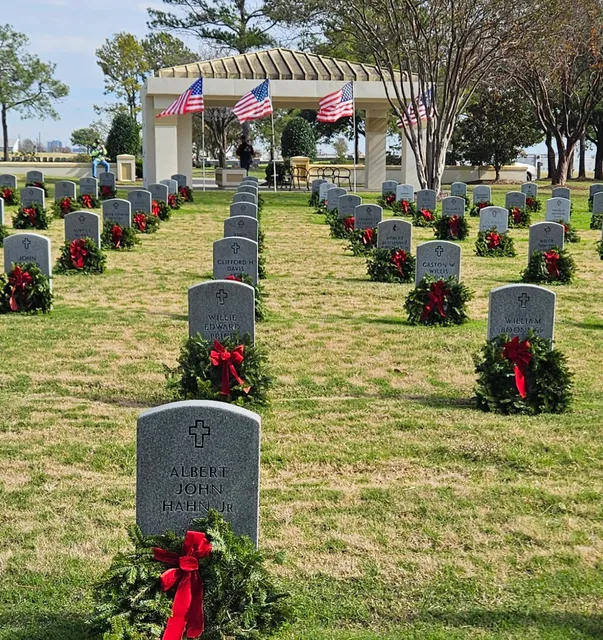 Houston National Cemetery