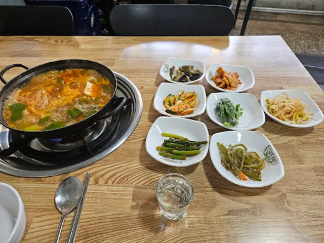 옛맛생고기촌