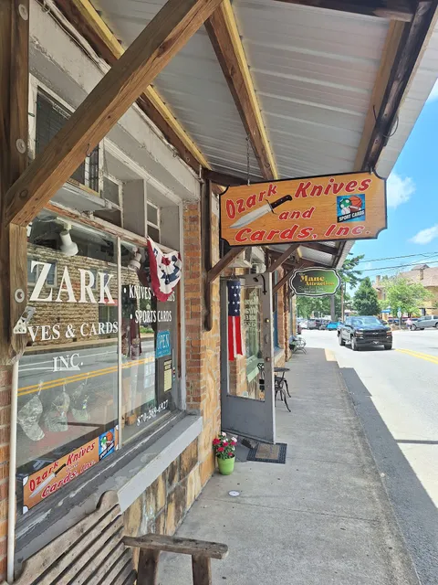 Ozark Knives & Cards