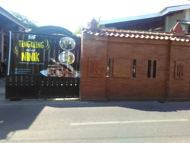 Tengkleng Mbah Ninik