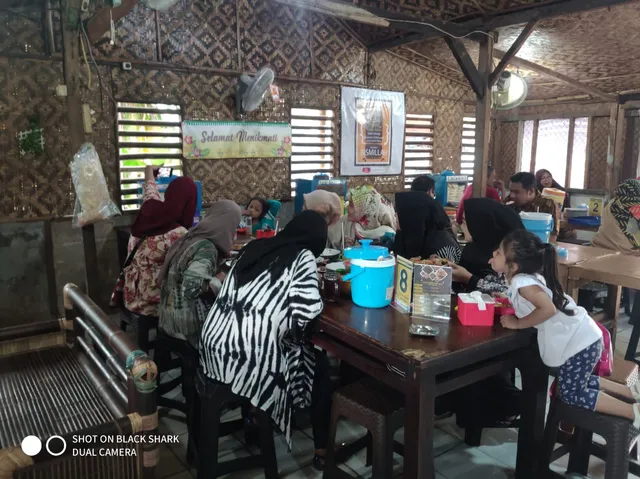 Warung Makan Betawi Tamit Riman