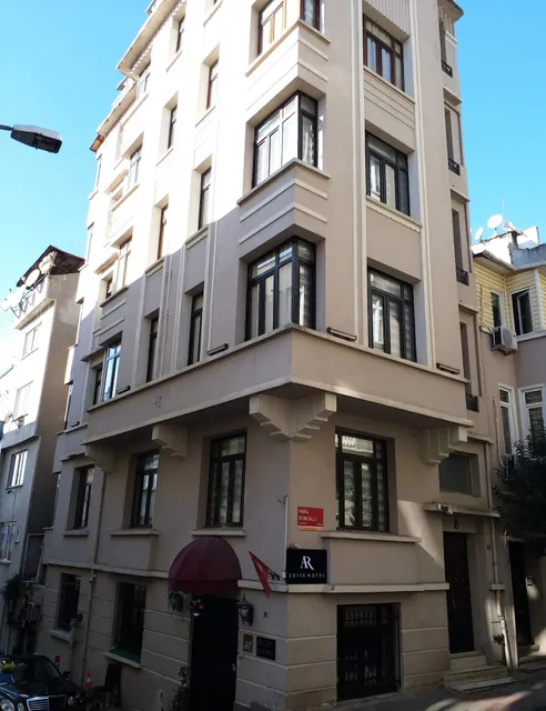 AR Hotel Taksim