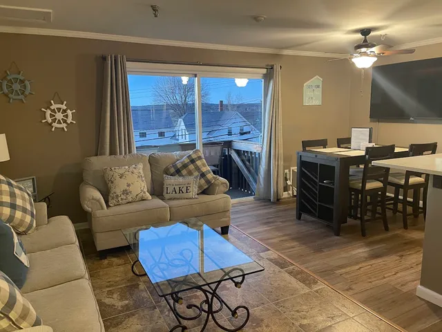 Condominium Suites at Lake Winnipesaukee