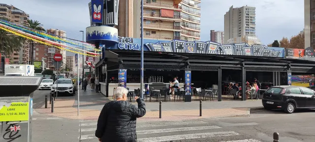 Centro Comercial La Noria