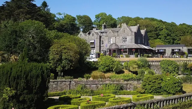 Bron Eifion Country House Hotel