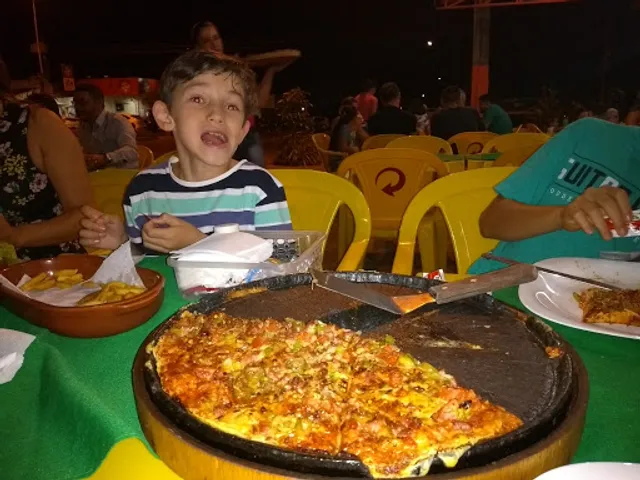 NA PEDRA Pizzaria e Restaurante