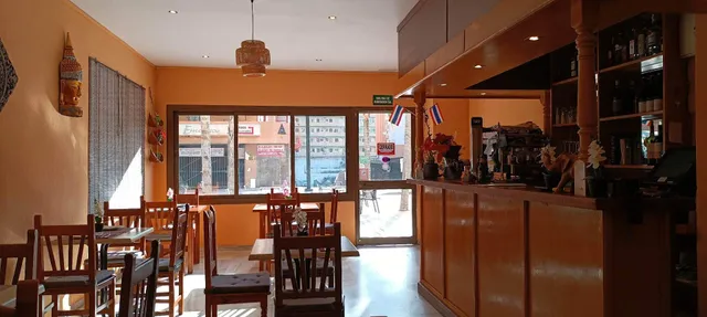 Chang Thai Bar & Restaurant