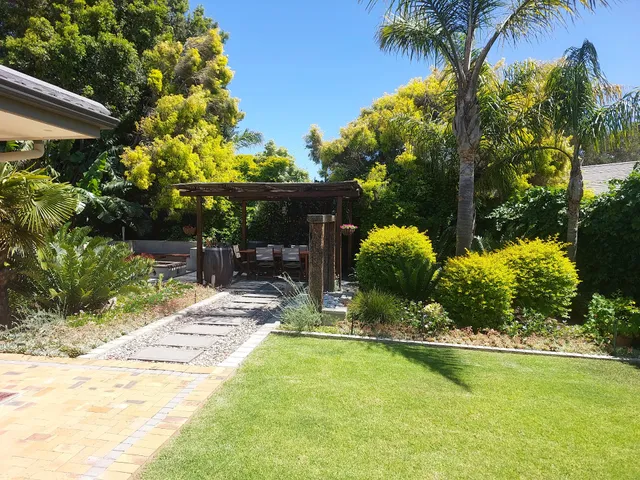 7Pillars Self Catering