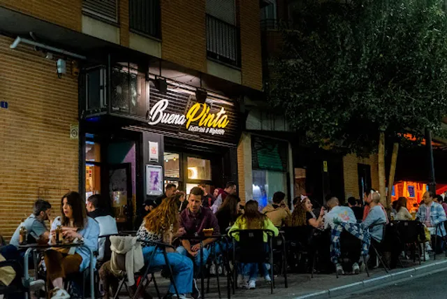 Buena Pinta EatDrink&Nightlife.