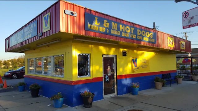 L & M Hot Dogs