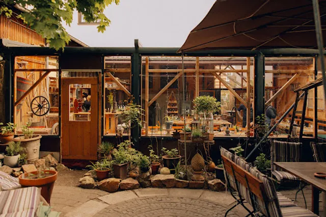 Gudn. Restaurant & Weingarten