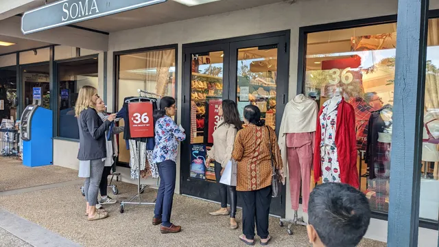 Coligny Plaza Shopping Center