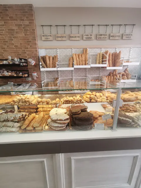 Confitería Panadería Virgen de Linarejos