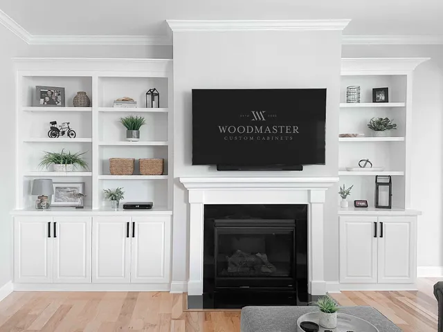 Woodmaster Custom Cabinets