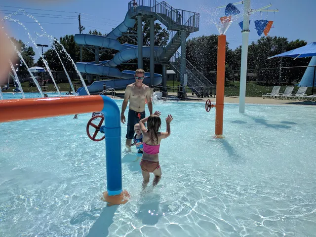 Lake Mills Family Aquatic Center