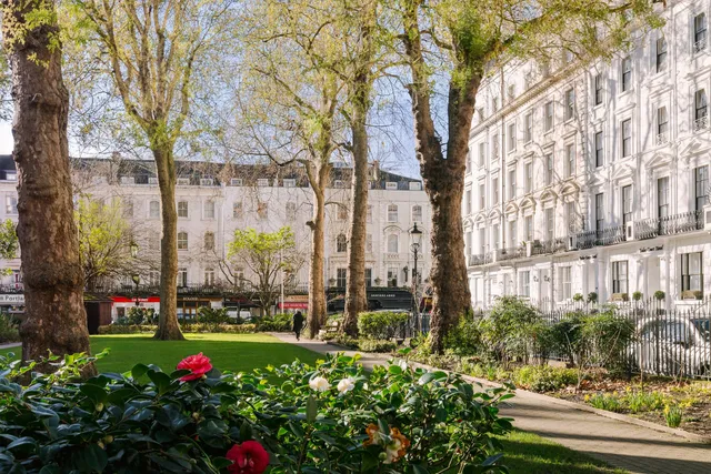 The Voyage Hotel Paddington, Sonder