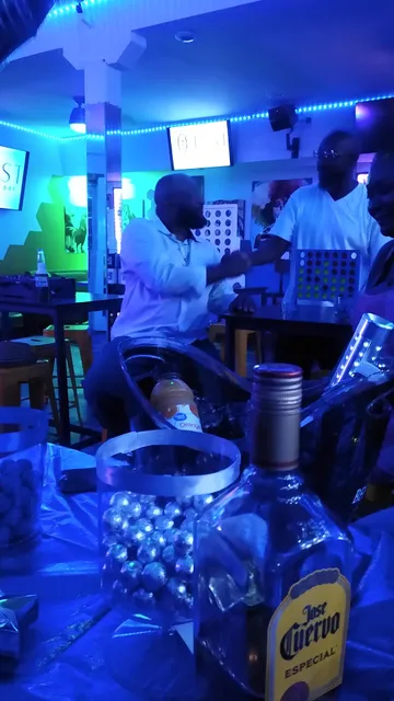 800 East Restaurant Bar and Lounge