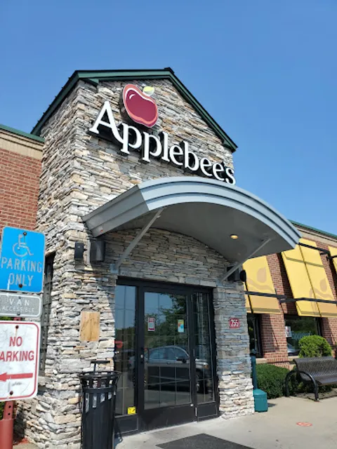 Applebee's Grill + Bar