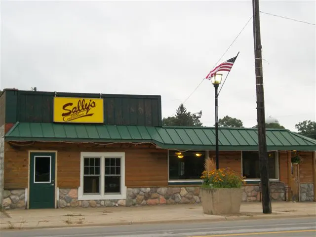 Sally’s Family Restaurant & Whatta Pizza