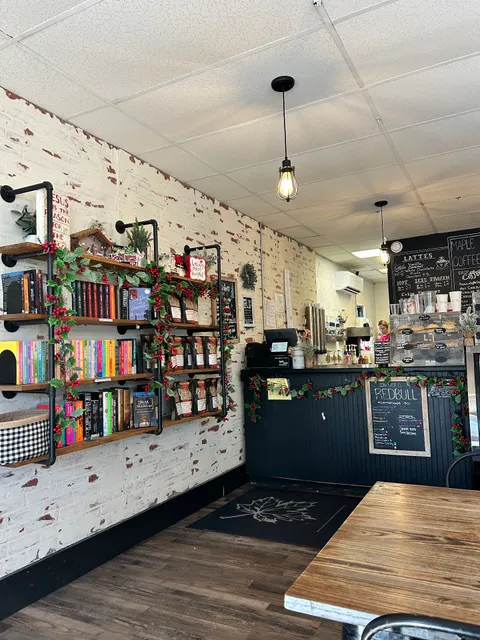 Maple Bakery & Coffee House