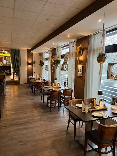 Meaters Restaurant Steak#Schnitzel#Tapas#Burger