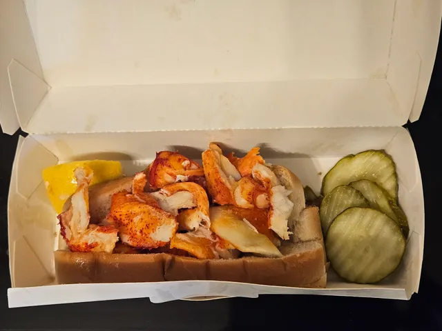 Quincy's Original Lobster Rolls