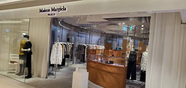 Maison Margiela Tokyo Ginza Six