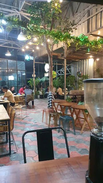 KEDAI KOPI VROOM & COFFEE ROASTERY