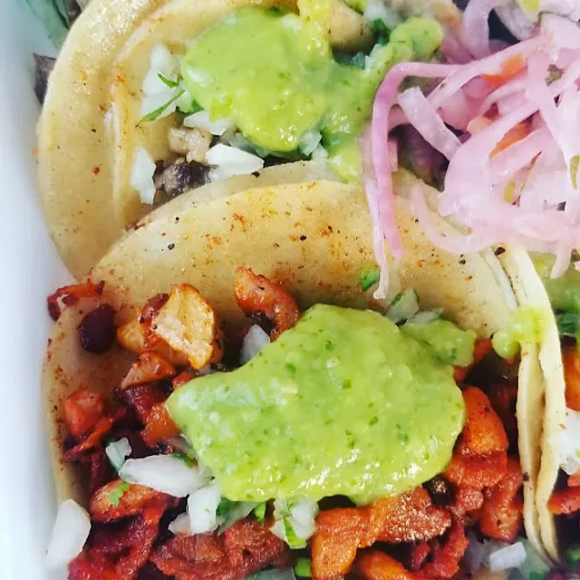 Tacos el tri
