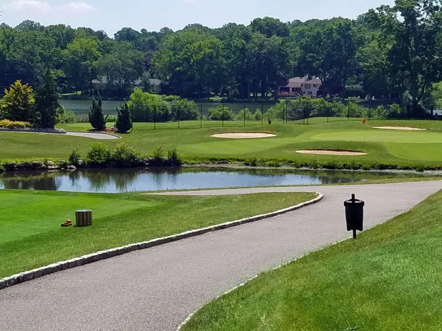 Lake Success Golf Club