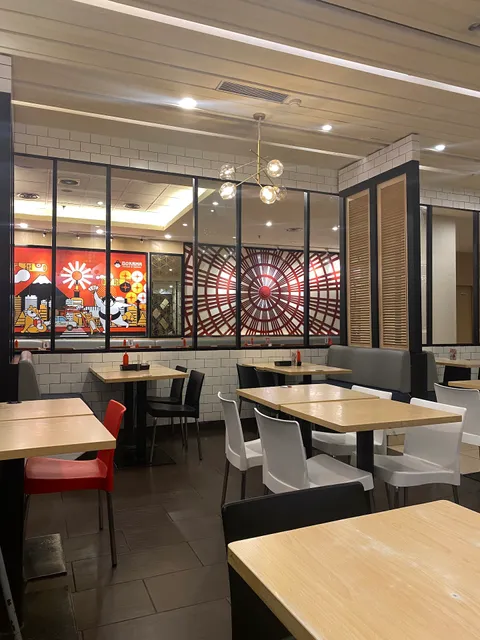 Platinum Resto & Cafe - Cirebon Superblock