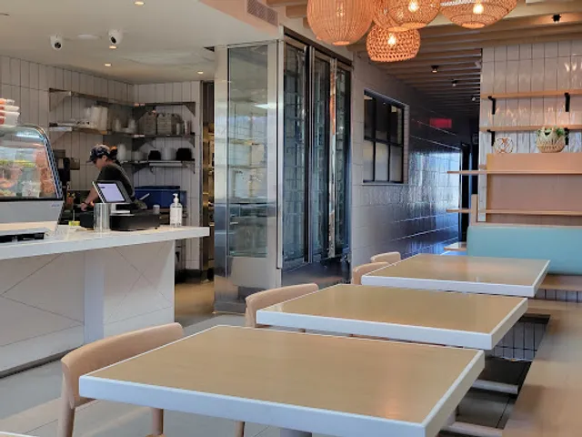 Ali'i Hawaiian Grill