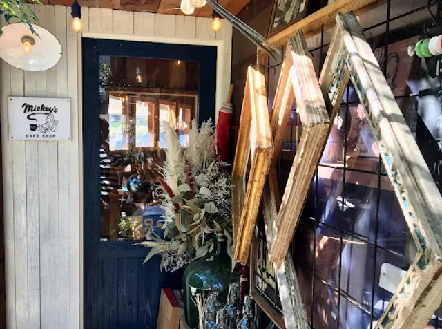 Mickey‘s cafe