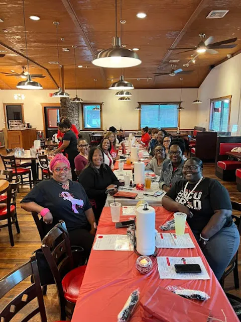 Melvin’s at Riverside