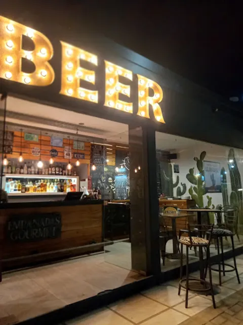 EL PARAJE * Bar Lomiteria & Pizzeria *